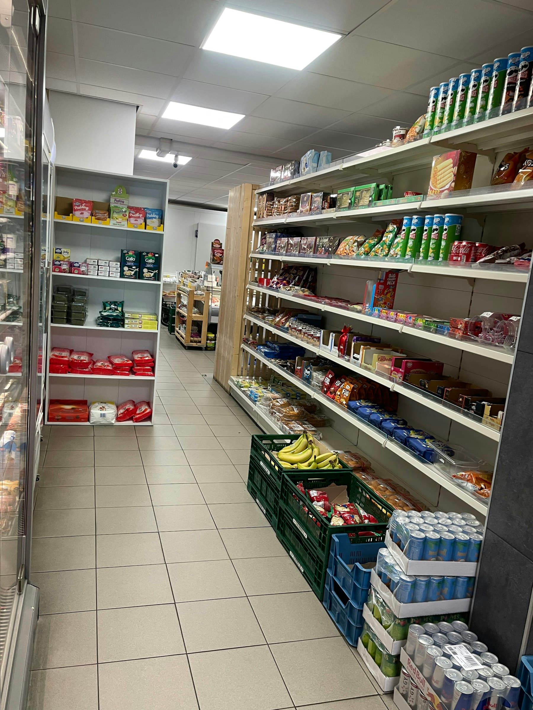 Supermarkt met slagerij in Bussum
