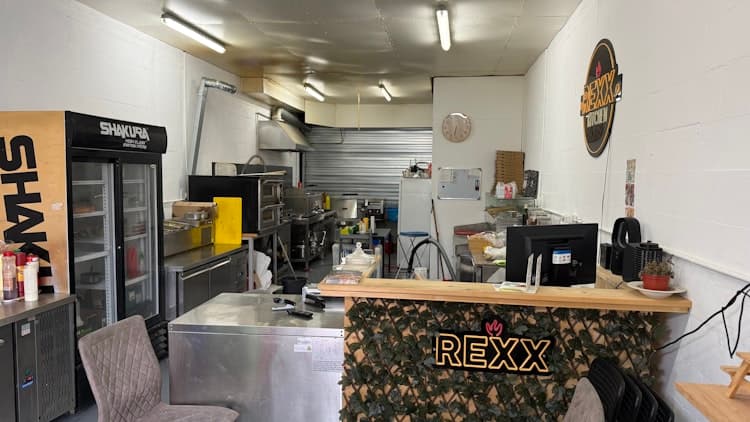 Instapklaar bezorgrestaurant - Pizzeria in Lijnden/Amsterdam